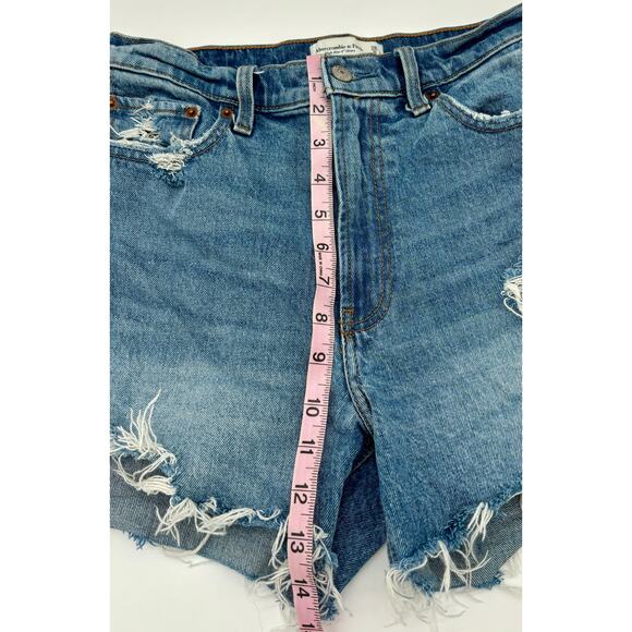 Abercrombie & Fitch 28/6 High Rise 4” Short Distressed Mom Jean Casual - Picture 7 of 9